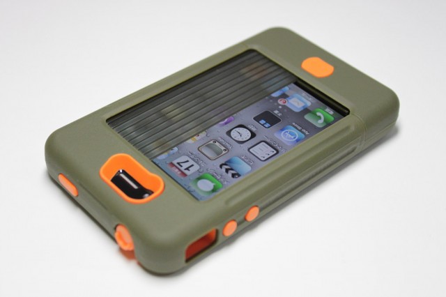 case_mate_iphone4_4s_tank_case_1