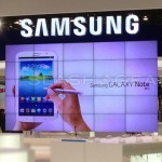 Samsung Galaxy Note 8 leaked booth Barcelona SLASHGEAR