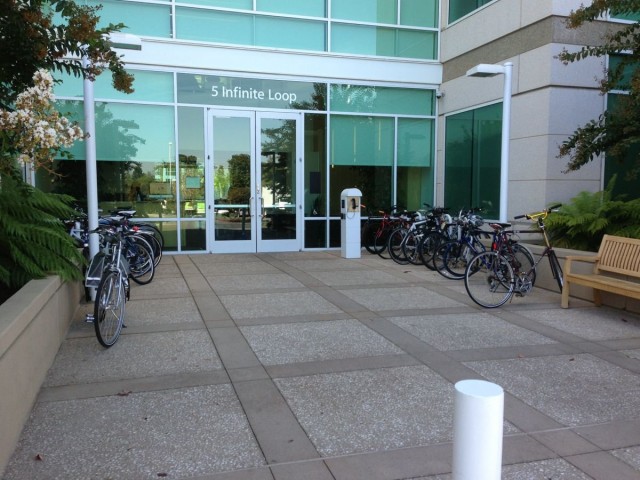 and-so-on-each-of-these-entrances-have-their-own-separate-lobbies-and-like-most-famous-silicon-valley-companies-they-all-have-bike-racks-as-well