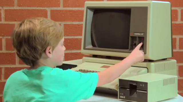 old-computer-kids-react