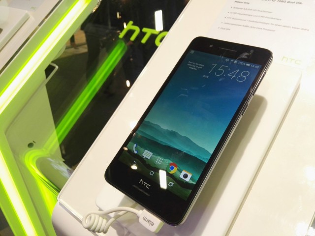 HTC Desire 728G (4)