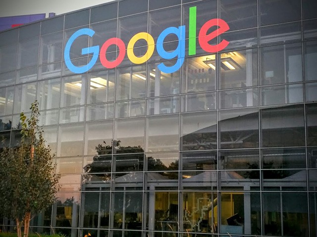 new-google-logo-building
