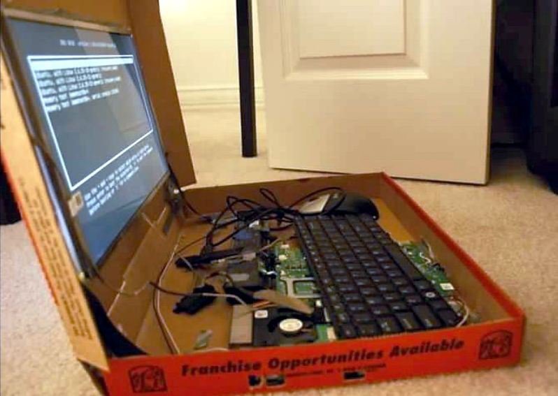 laptop-inside-pizza-box