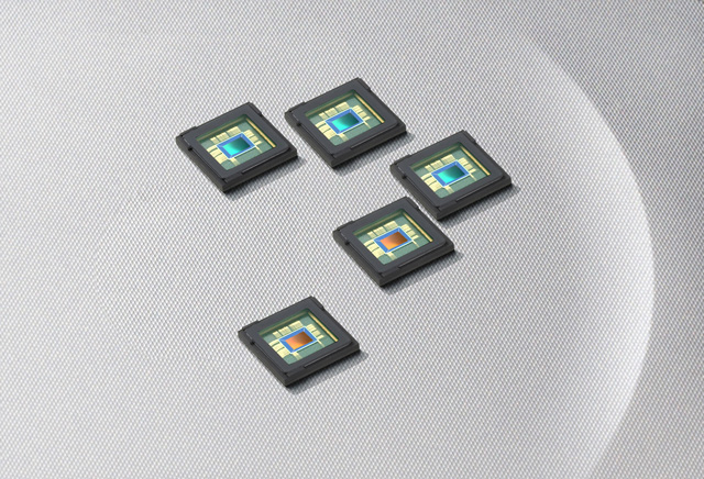 Samsung-S5K3L1-12MP-back-side-illuminated-sensor