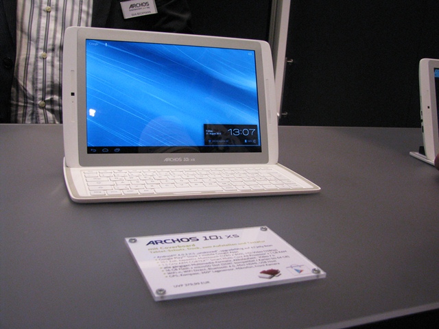 archos-1