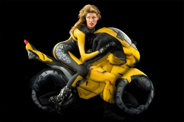 human-motorcycles-bodypaint-trina-merry-3