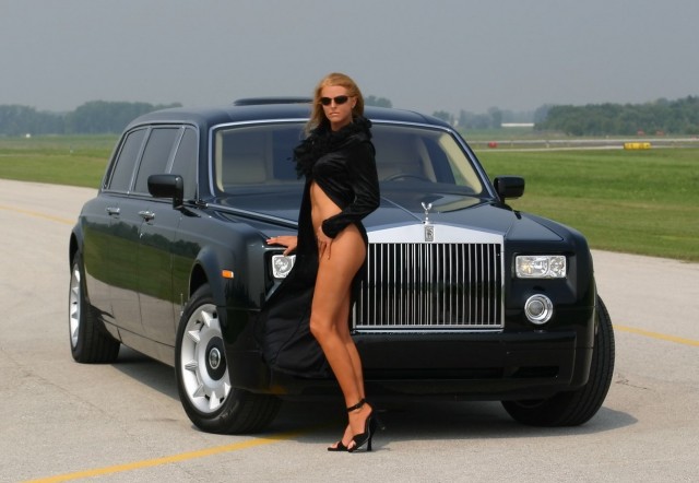Rolls_Royce_Phantom_1_163982515