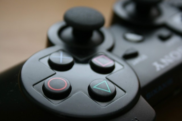 Video-Games-Sony-Playstation-Controllers