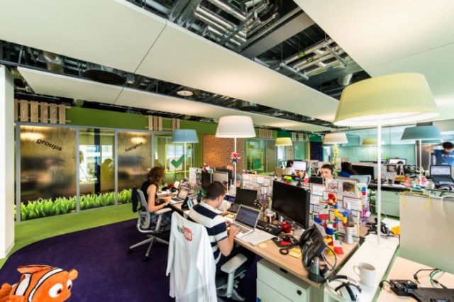 google-office-interior-4-700x466