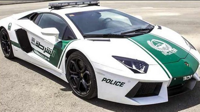 Lamborghini-Aventador-Dubai-Police-03