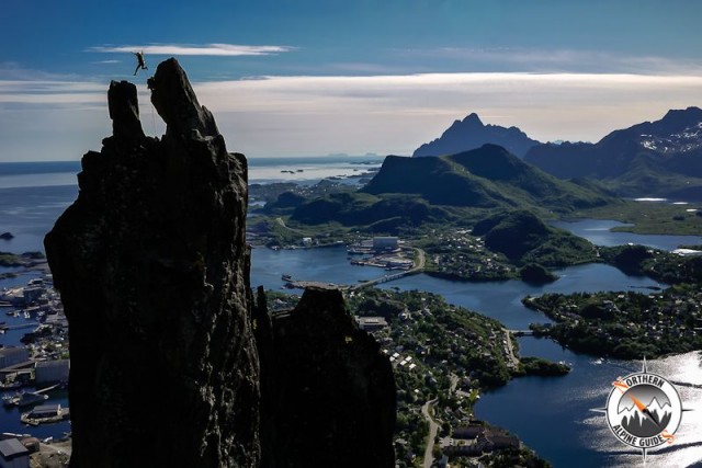 Svolværgeita-jump2