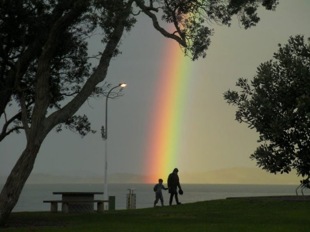 end-of-a-rainbow08