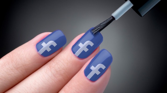 facebook-nail-polish