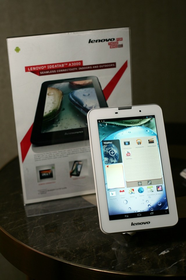 Lenovo IdeaTab A3000