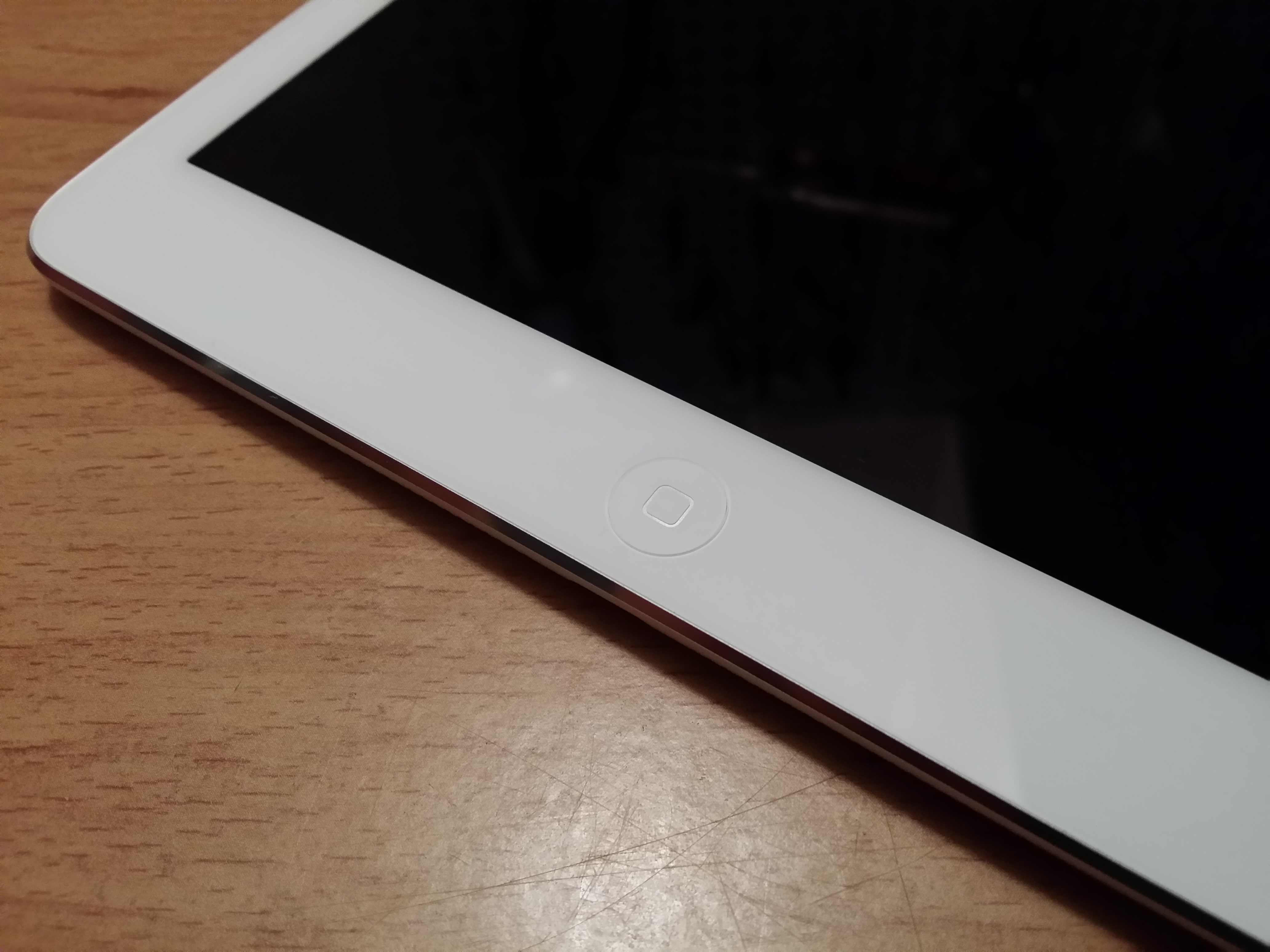 Apple iPad Air handson review Το “αέρινο” iPad Apple iPad Air handson review Το “αέρινο” iPad