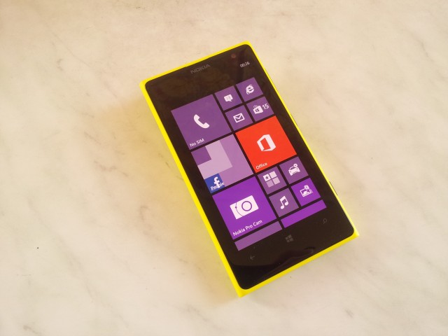 lumia10208