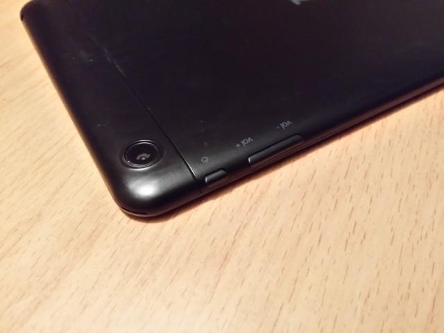 zte-s8q-buttons-camera