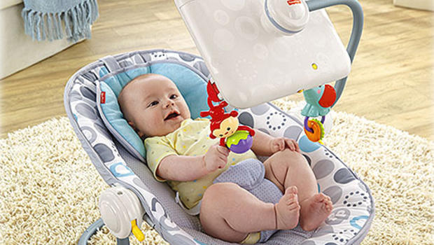 Fisher-Price_newborn-to-toddler-apptivity-seat-crop