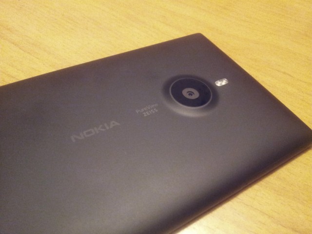 Lumia-1520-camera