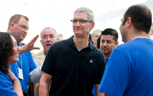 Tim Cook Apple