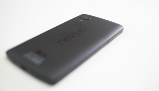 nexus-5-back-2