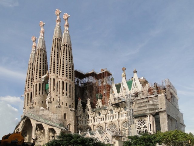 Sagrada_Familia (Medium)