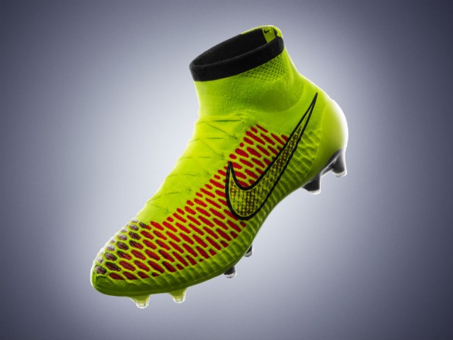 NIKE_MAGISTA_VOLT_HYPERPUNCH_1_27856