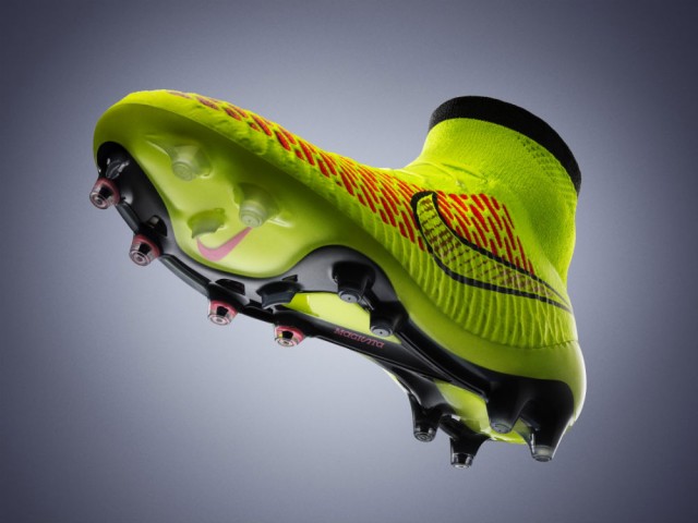 NIKE_MAGISTA_VOLT_HYPERPUNCH_2_27852