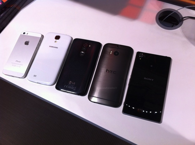all-new-htc-one-vs-flagships 01