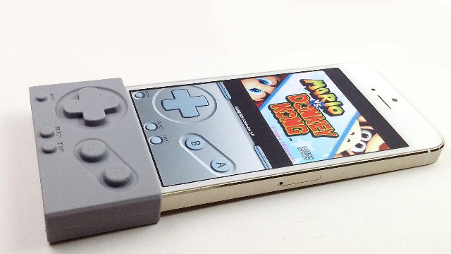 gameboy-iphone-rubber-sleeve