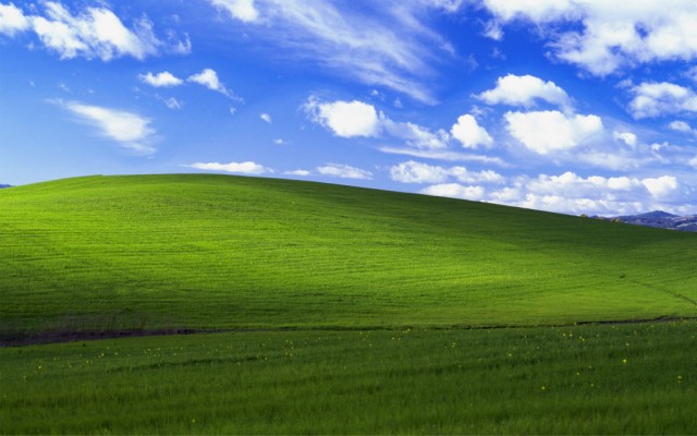 windows xp bliss wallpaper