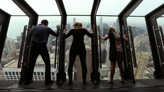 chicago-tilt-platform