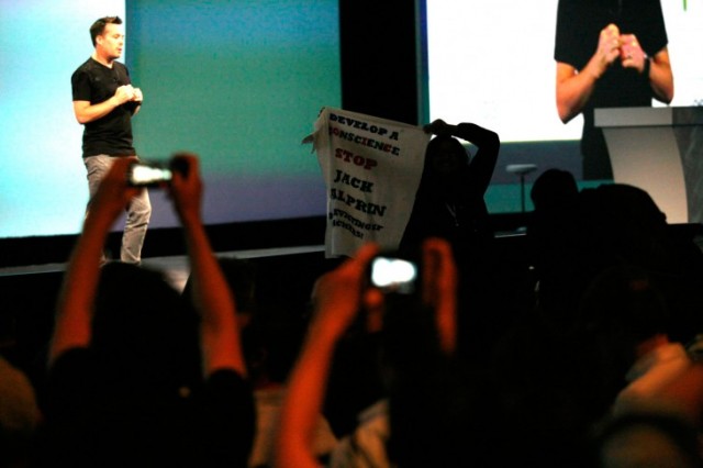 google-io-2014-protester-01