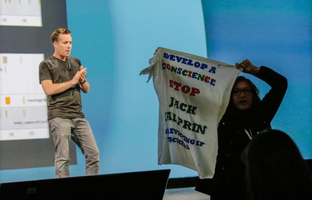 google-io-2014-protester-02