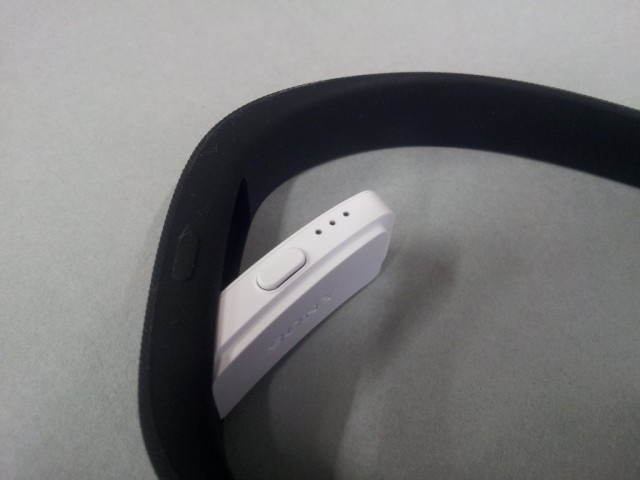 sony smartband (2) (Medium)