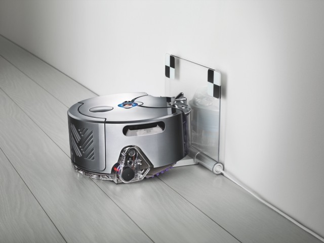 Dyson 360 Eye 01