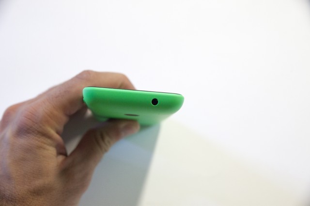 Lumia_530_3