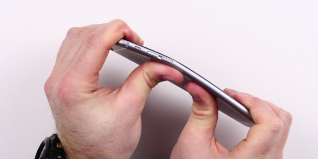 iphone-6-plus-bent-with-bare-hands