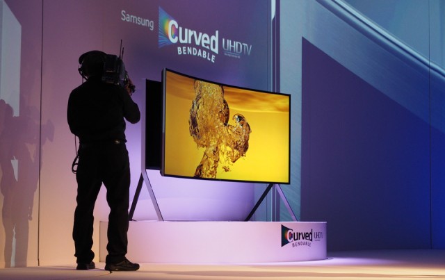 samsung uhd tv curved bendable