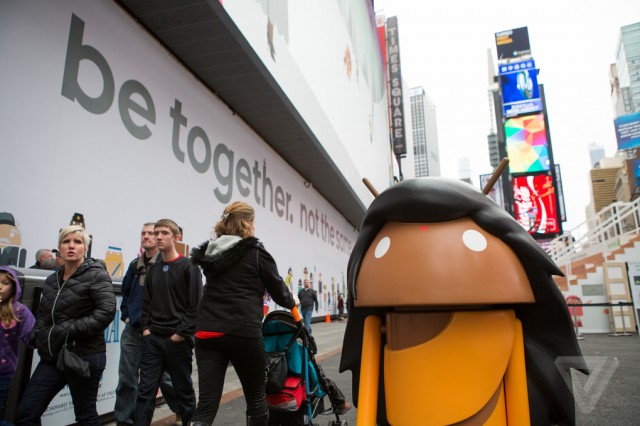 google-billboard-times-square-the-verge-06