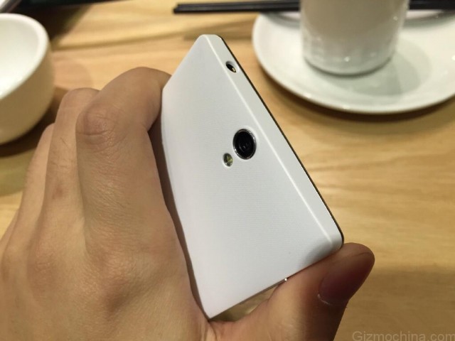 OnePlus-One-Mini (1)