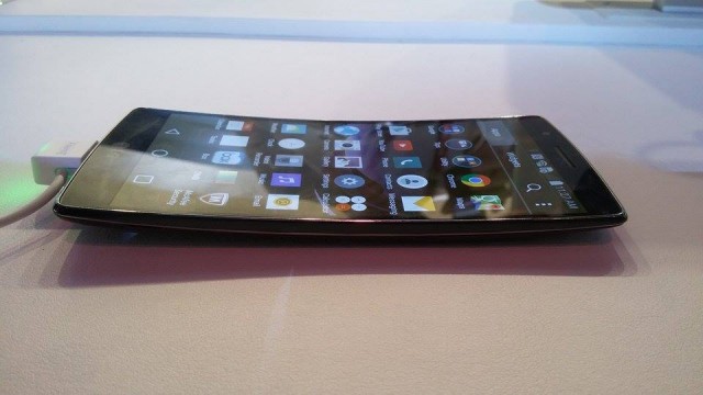 LG - InnoFest 2015 - LG G Flex 2 07