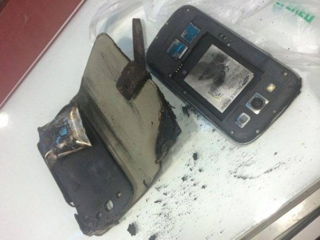 Samsung Galaxy S3 on fire