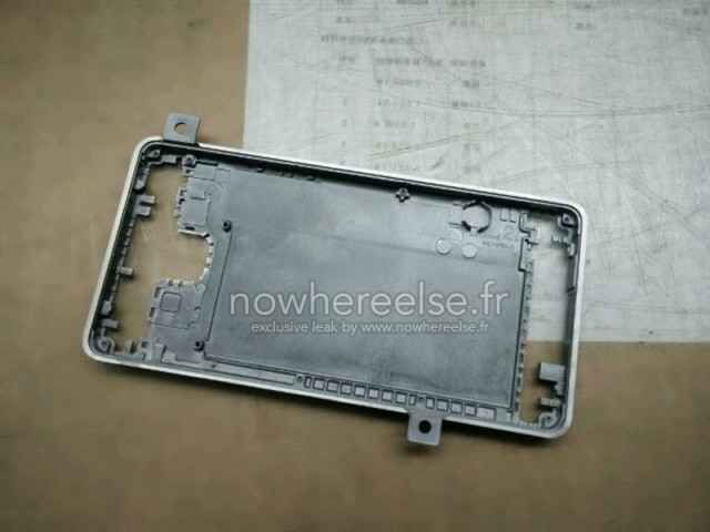 Samsung-Galaxy-S6-metal-chassis-02
