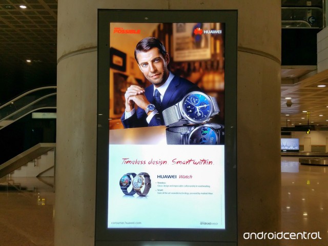 huawei-watch-airport-sign