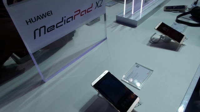 Huawei MediaPad X2 (4)