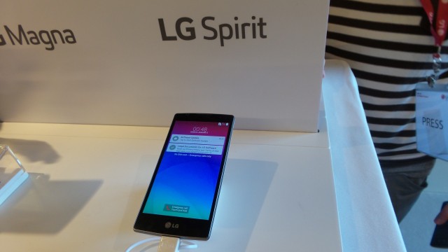 LG Spirit_MWC2015_1