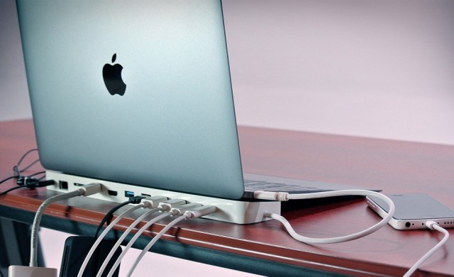 HydraDock-For-Apple-MacBook
