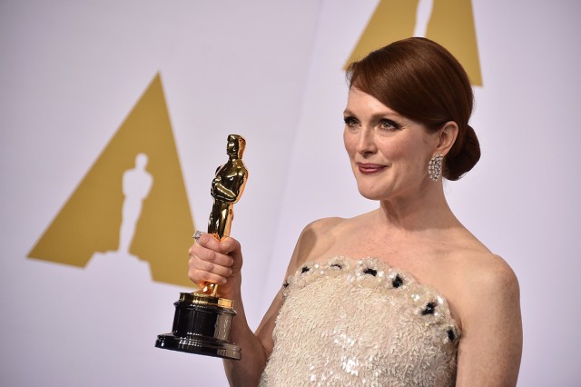 julianne-moore-oscars-2015