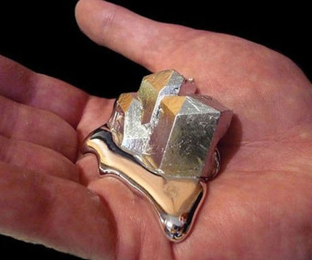 gallium-melts-in-your-hand